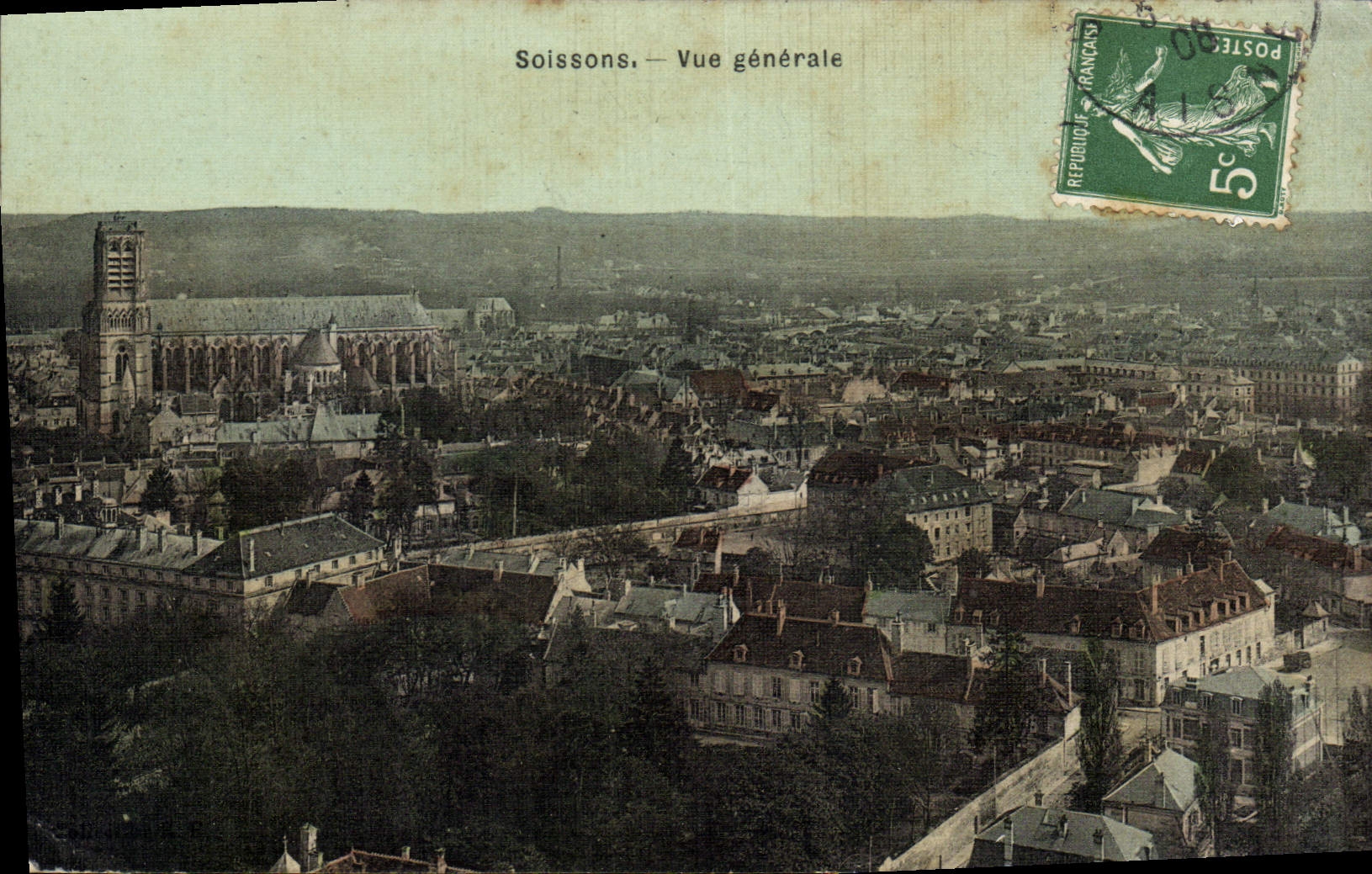 CPA Soissons vue generale 