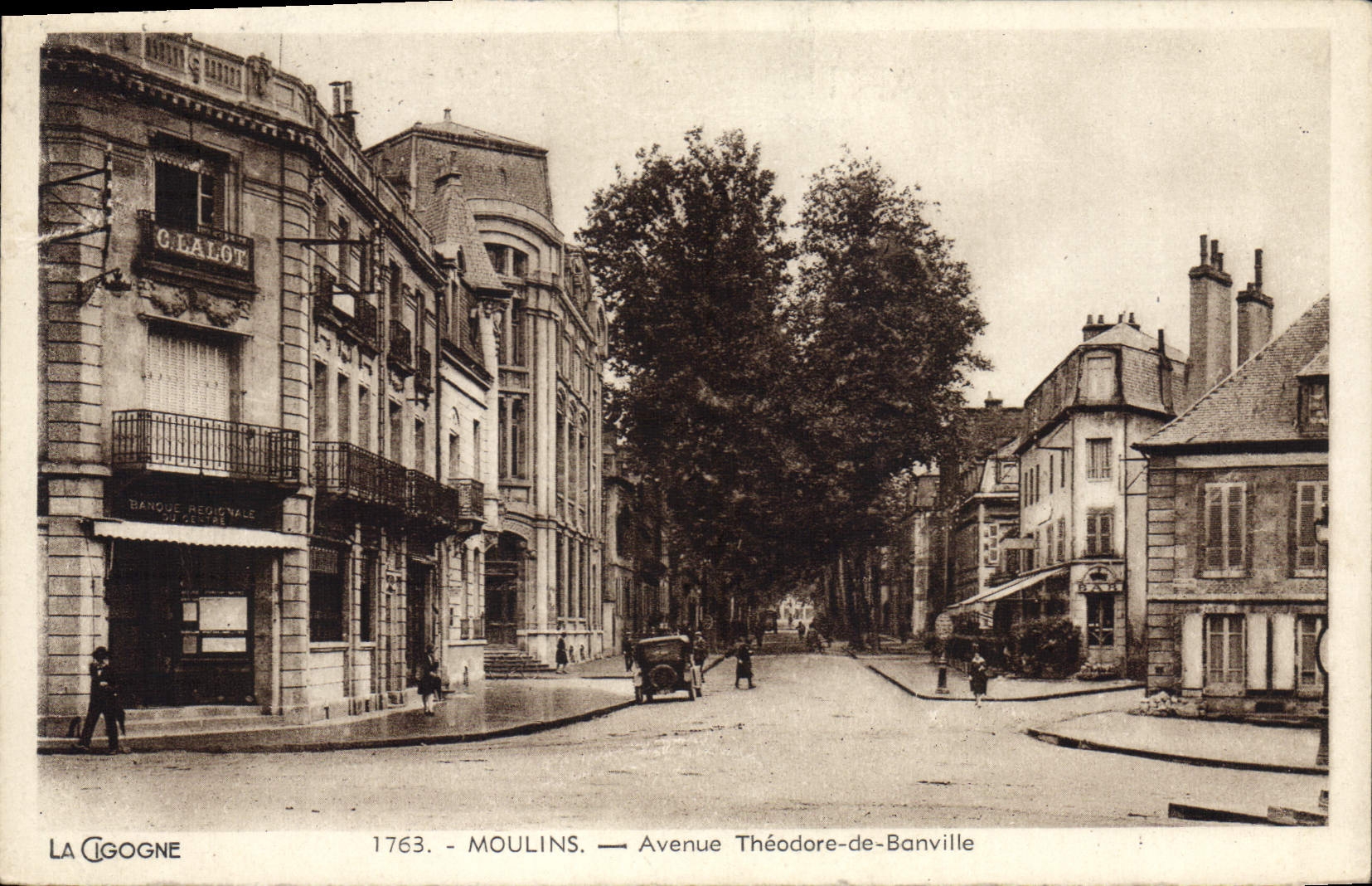 CPA Moulins Avenue Theodore de Banville