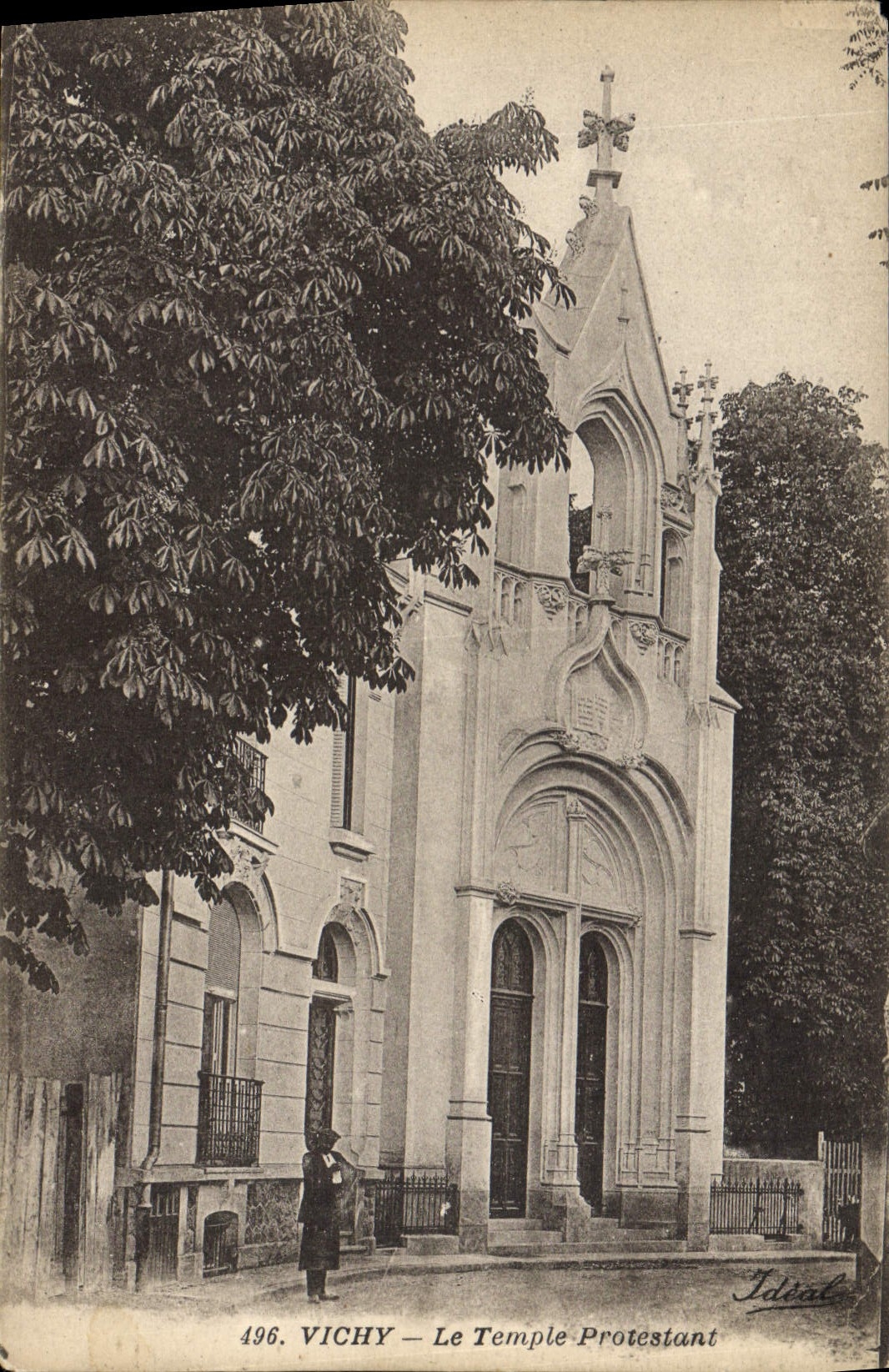 CPA Vichy Le Temple Protestant 