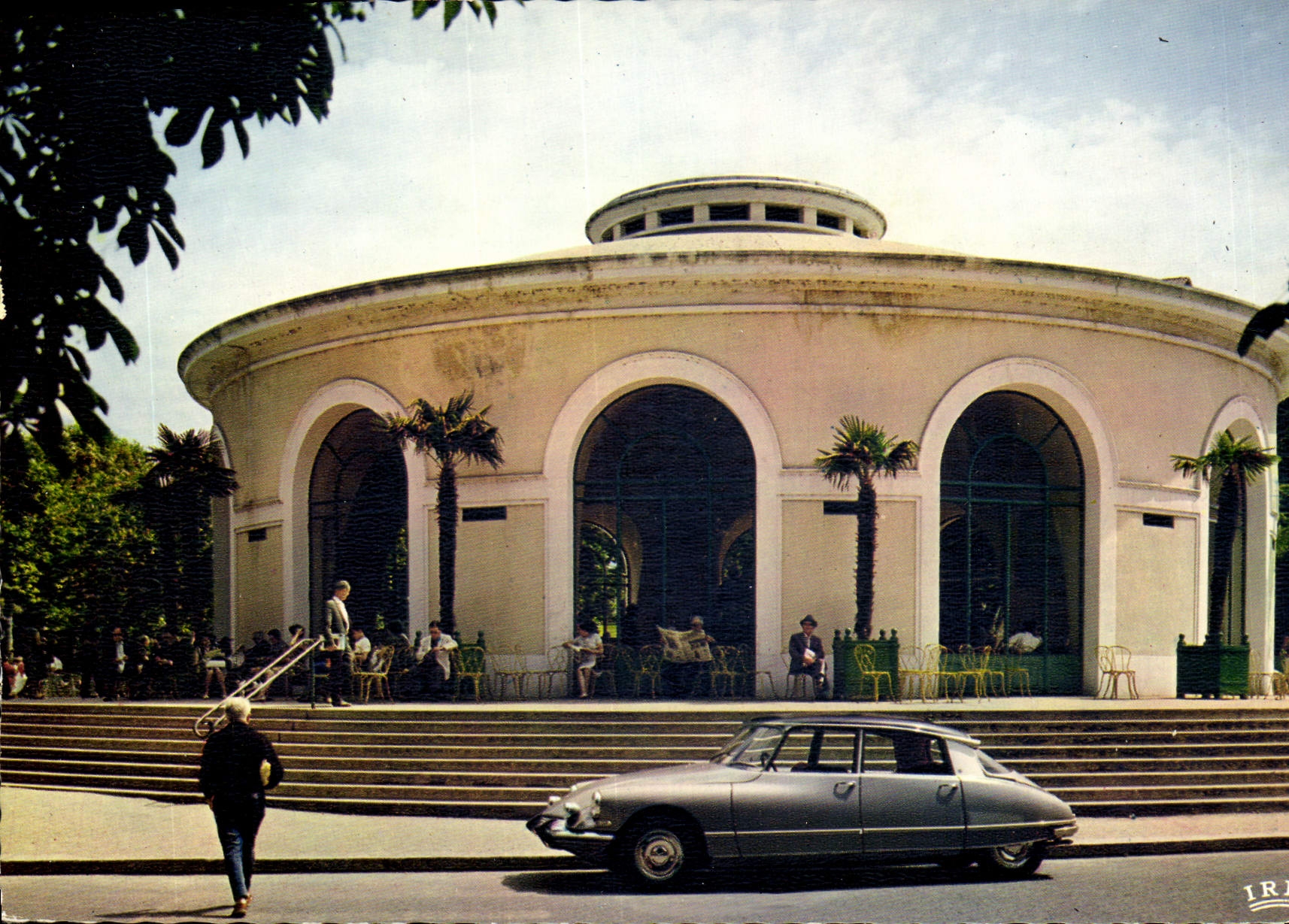 CPA Vichy Allier Allier Reine des Villes d'Eaux Source Hopital