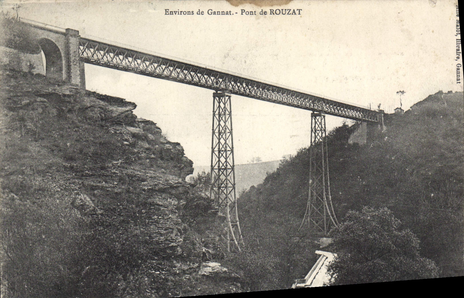 CPA Environs de Gannat Pont de Rouzat