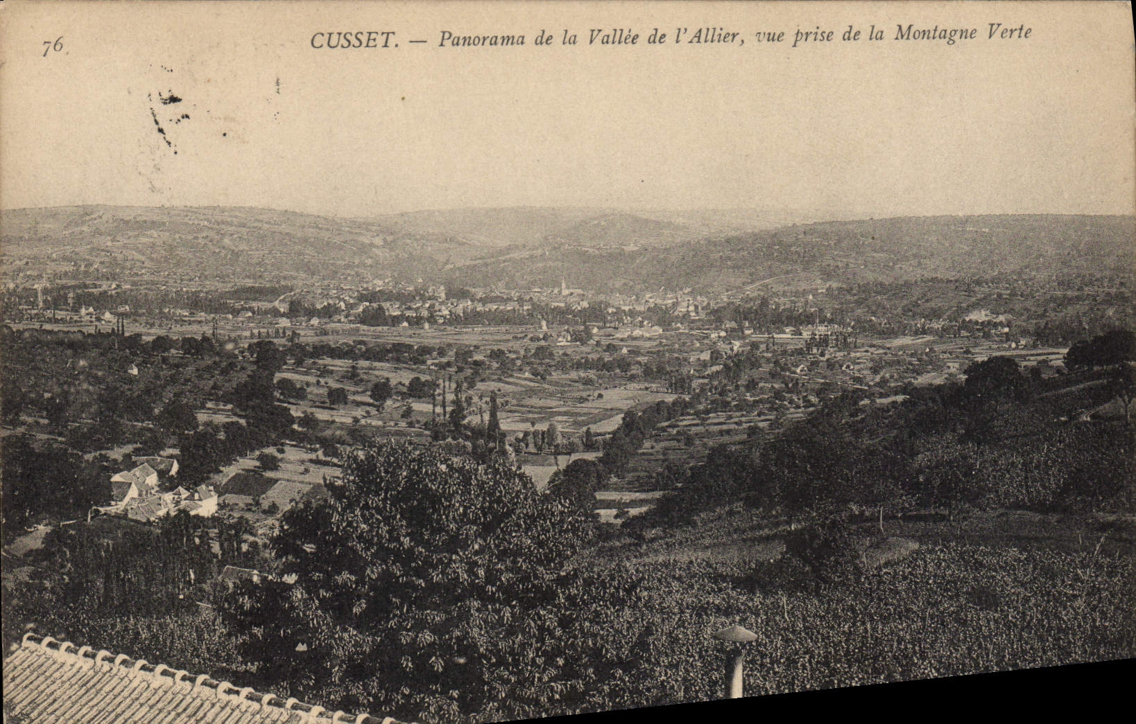 CPA Cusset Panorama de la Valle de l'Alier vue prise de la Montagne Verte