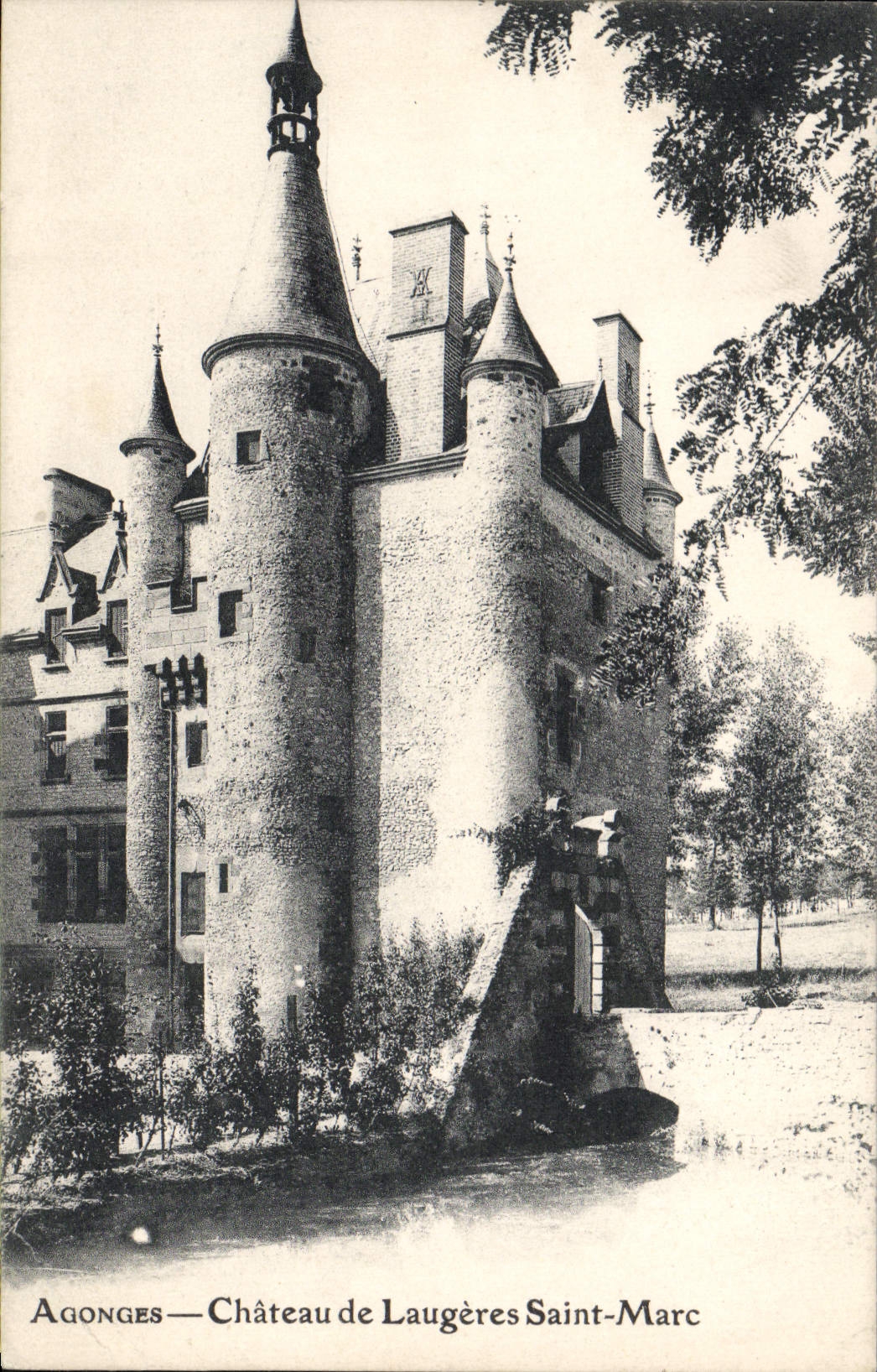 CPA Agonges Chateau de Laugeres Saint Marc
