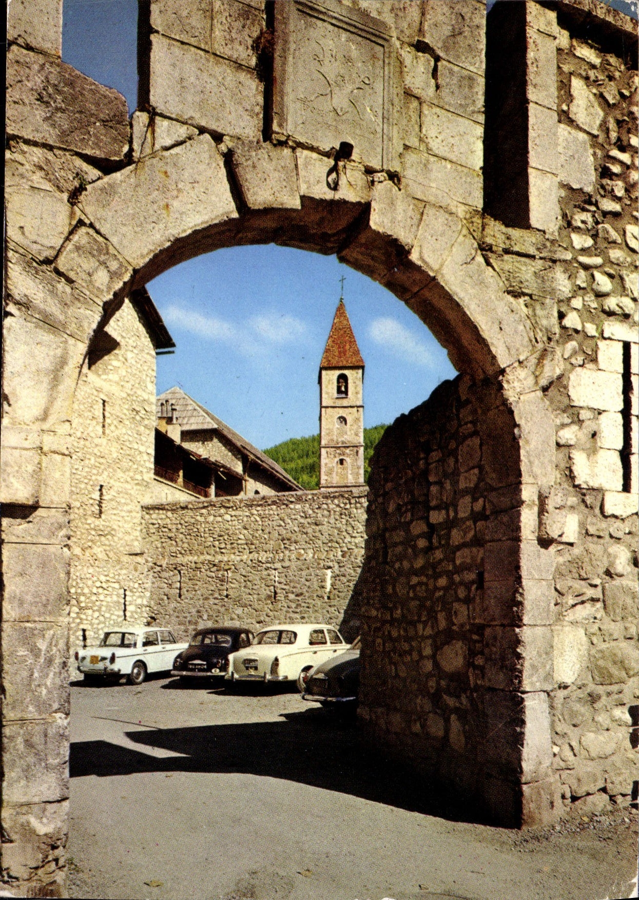 CPA Paysages de France Colmars les Alpes Alpes de Haute Provence Fortifications de Vauban la Porte d