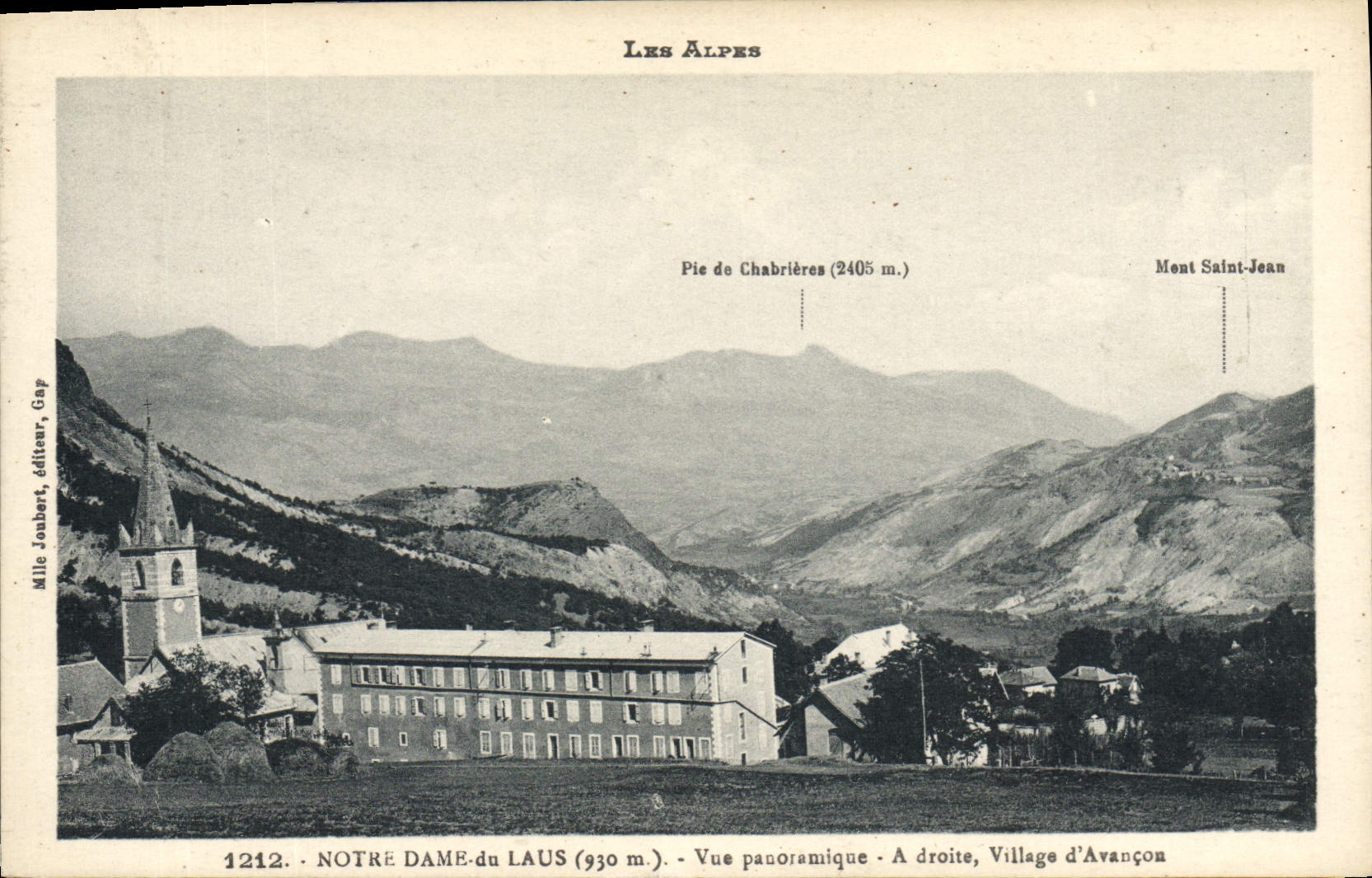 CPA Les Alpes Notre Dame du Laus vue panoramique a droite village d'Avancon