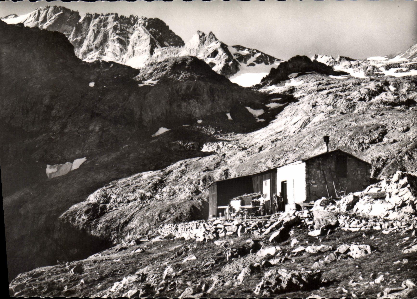 CPA Montagnes de L'Oisans refuge Evariste Chancel et le Rateau 