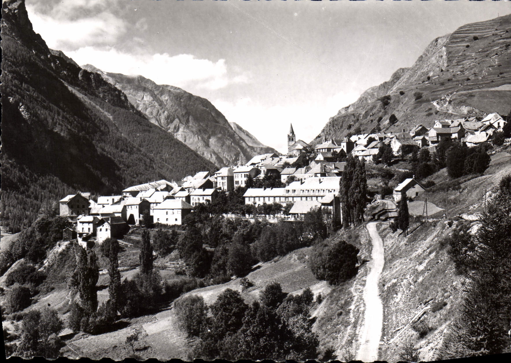 CPA La Grave en Oisans Vue generale 