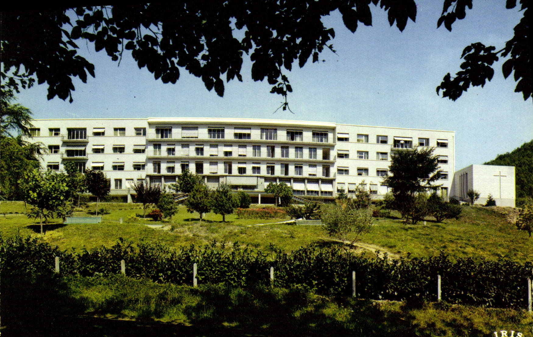 CPA Ardeche Pittoresque Vals les Bains Centre Thermal et Touristique La Maison de Retraite