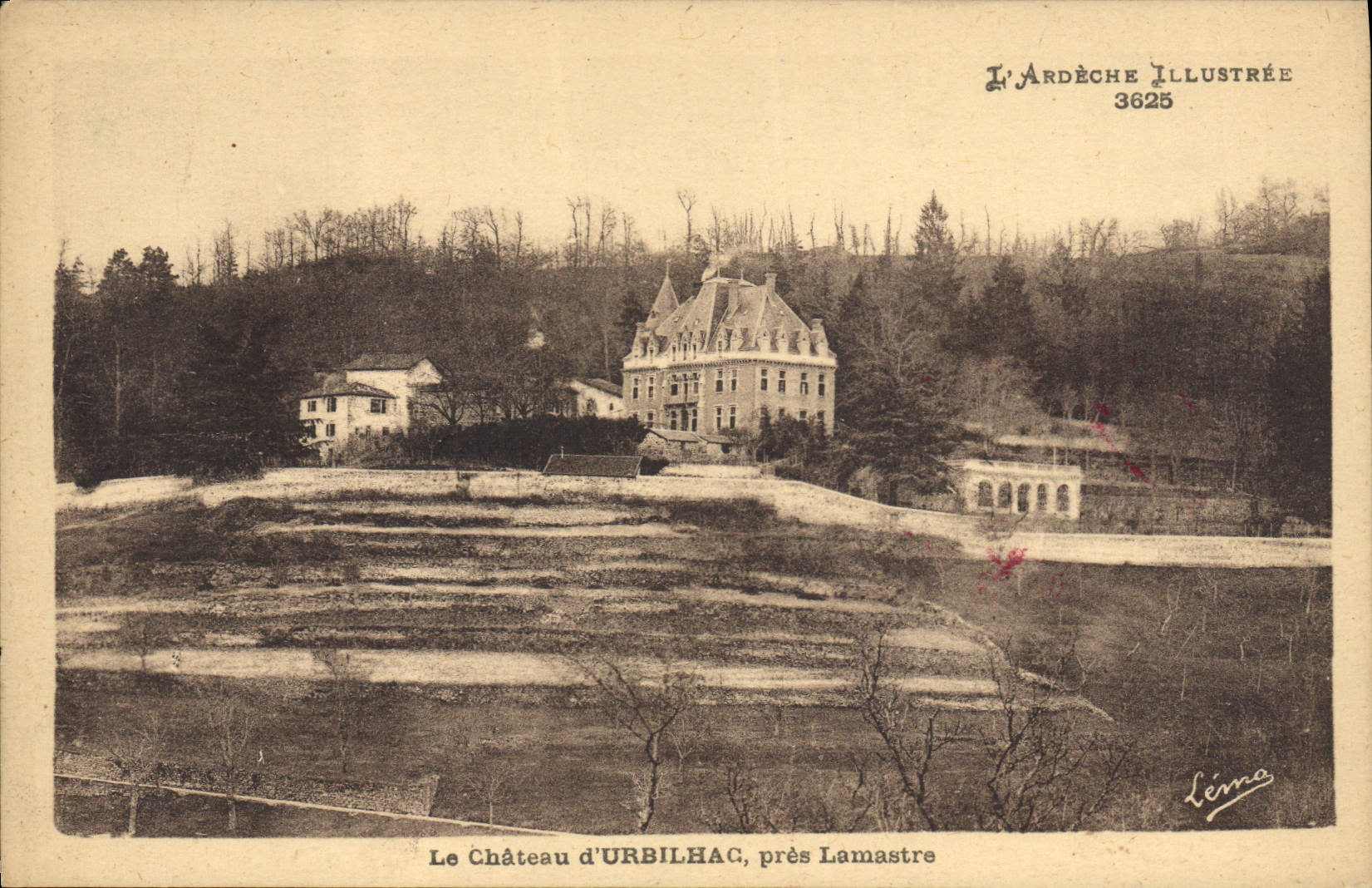 CPA L'Ardeche Illustree le Chateau d'Urbilhac pres Lamastre 