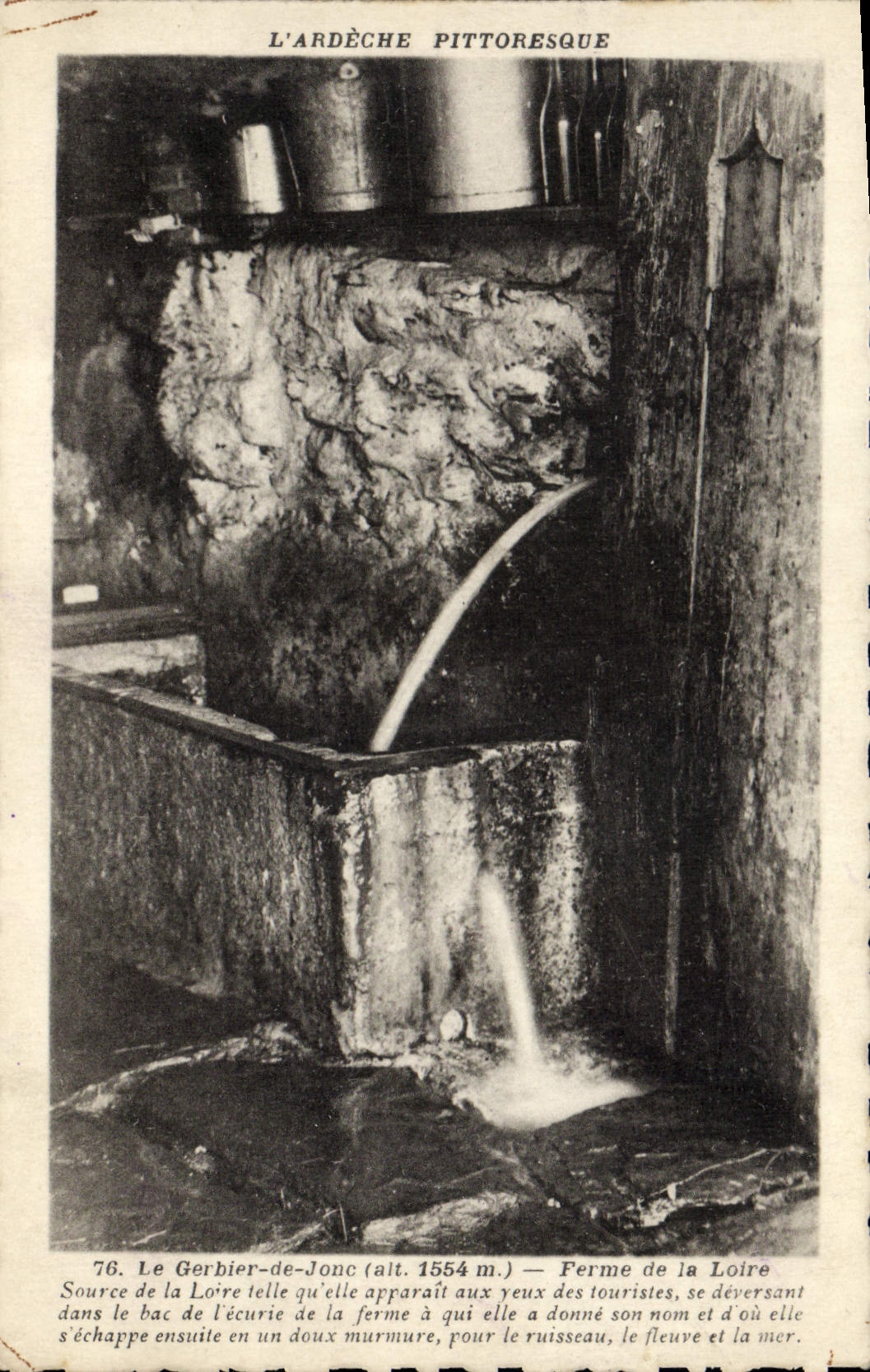 CPA L'Ardeche pittoresque Le Gerbier de Jonc Ferme de la Loire 