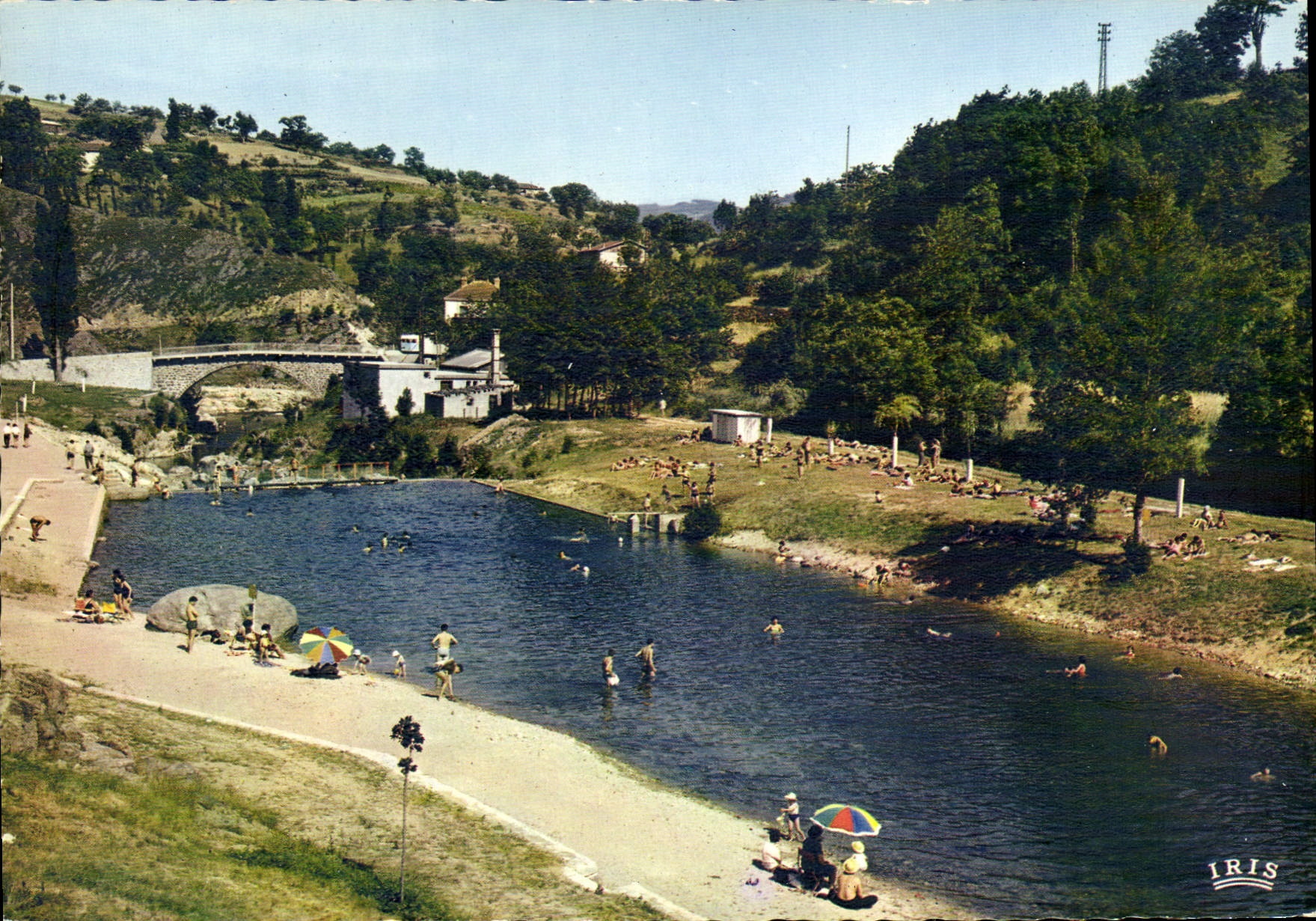 CPA Ardeche Pittoresque Lamastre Centre Touristique du Vivarois La Plage de Retourtour sur le Doux