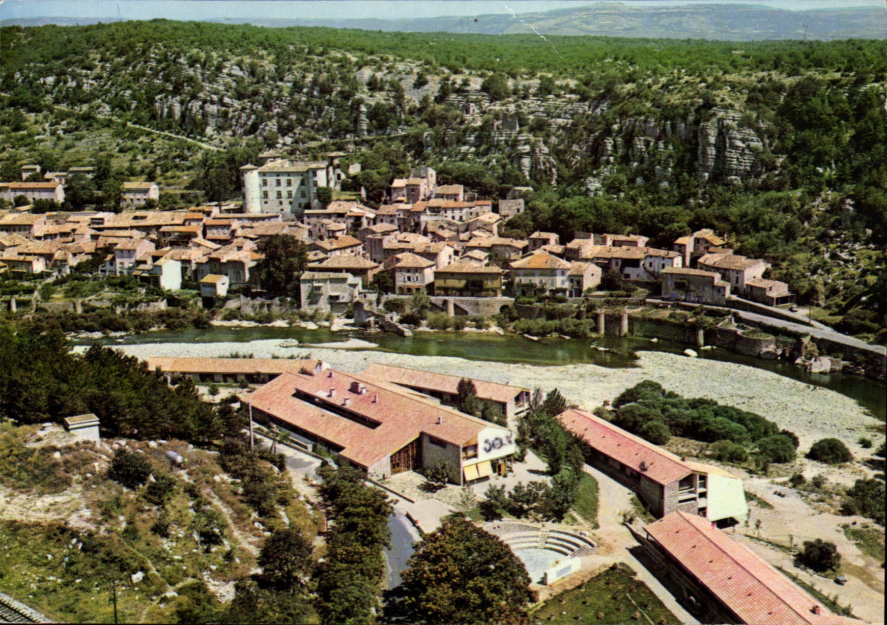 CPA Centre Touristique des Gorges de l'Ardeche Vogue La Maison Familiale de vacances