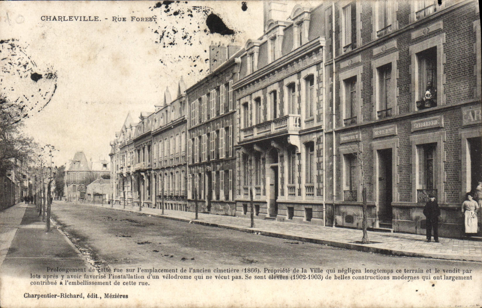 CPA Charleville Rue Forest 