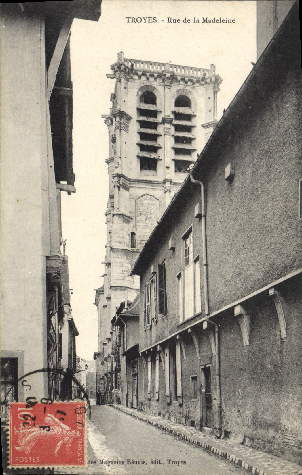 CPA Troyes Rue de la Madeleine 