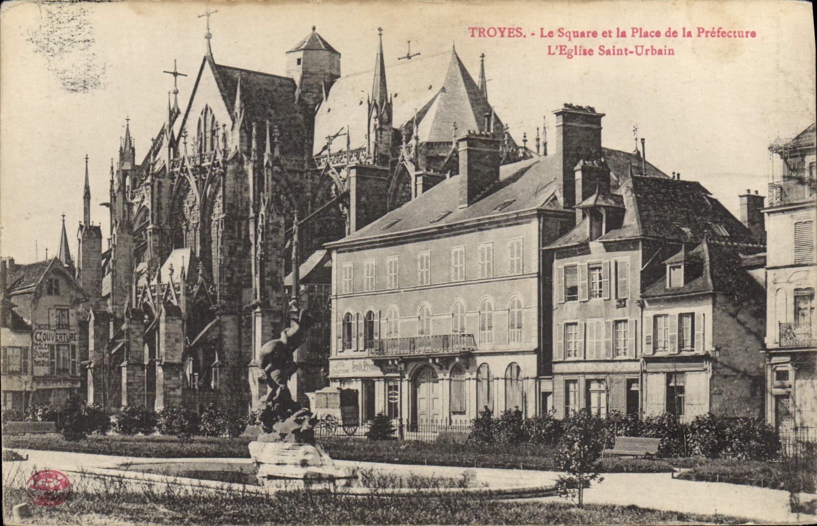 CPA Troyes Le Square et la Place de la Prefecture L'Eglise Saint Urbain 