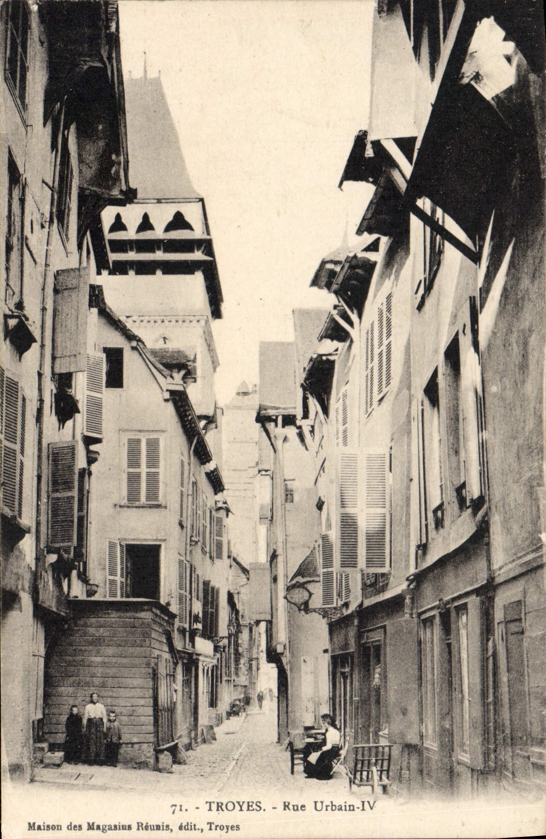 CPA Troyes Rue Urbain IV 