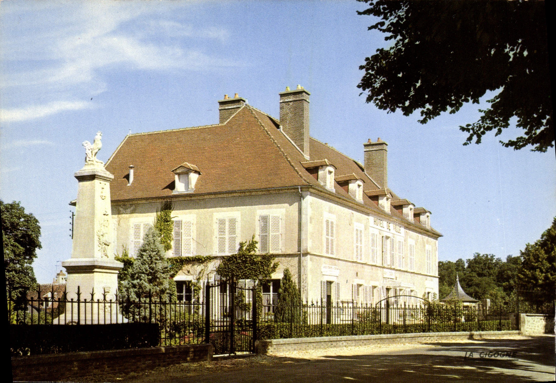 CPA Ervy le Chatel Aube L'Hotel de Ville