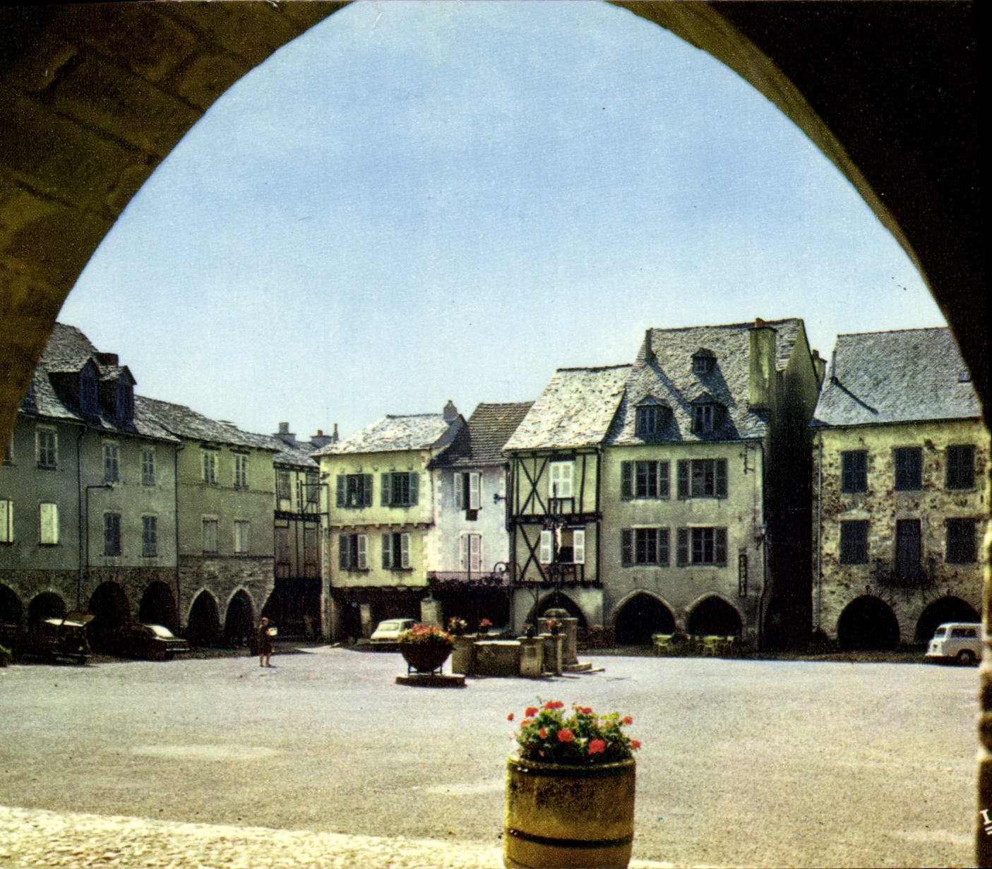 CPA Sauveterre en Rouergue Aveyron Bastide Royale