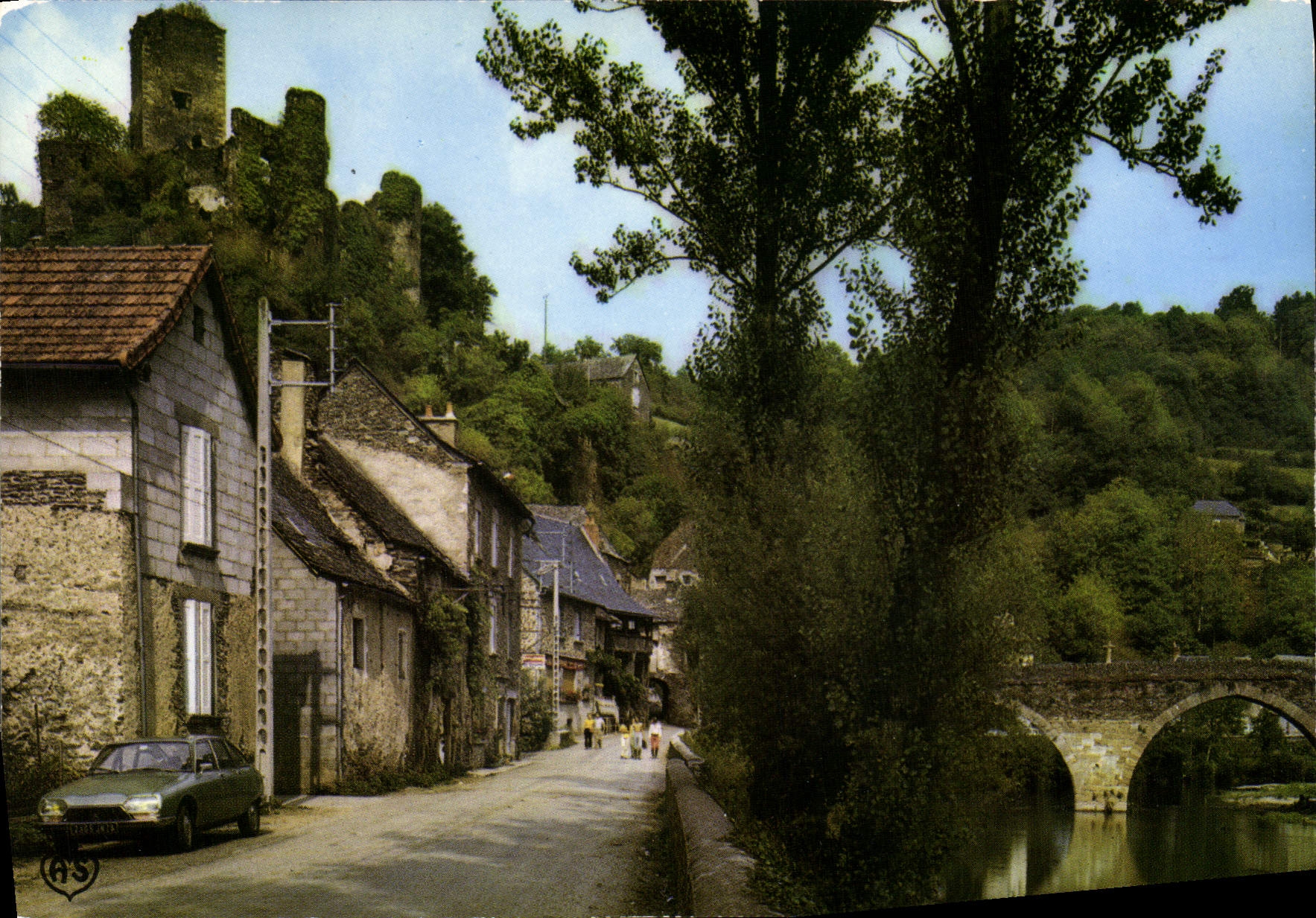 CPA Belcastel Aveyron aux environs de Rignac Un aspect du village