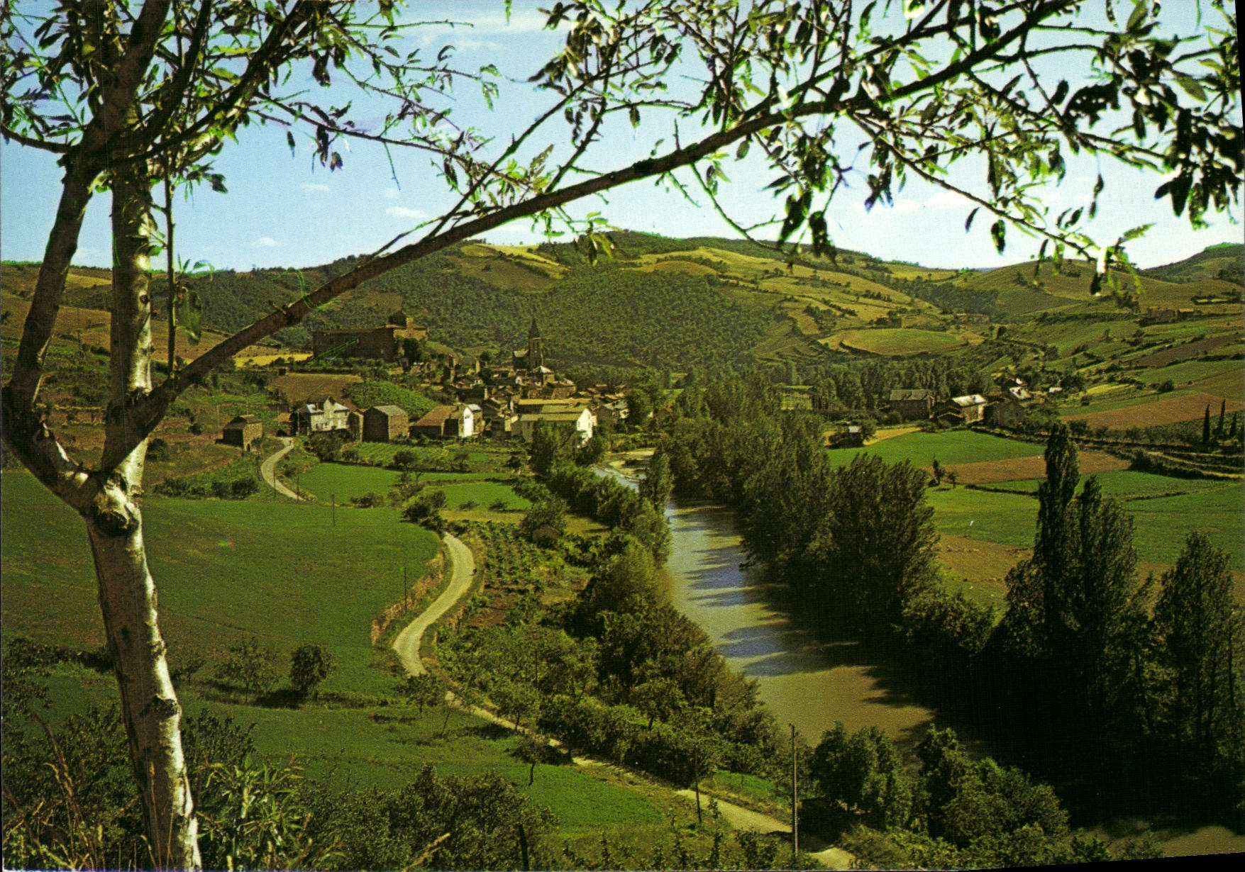 CPA Saint Izaire Aveyron Vue generale 