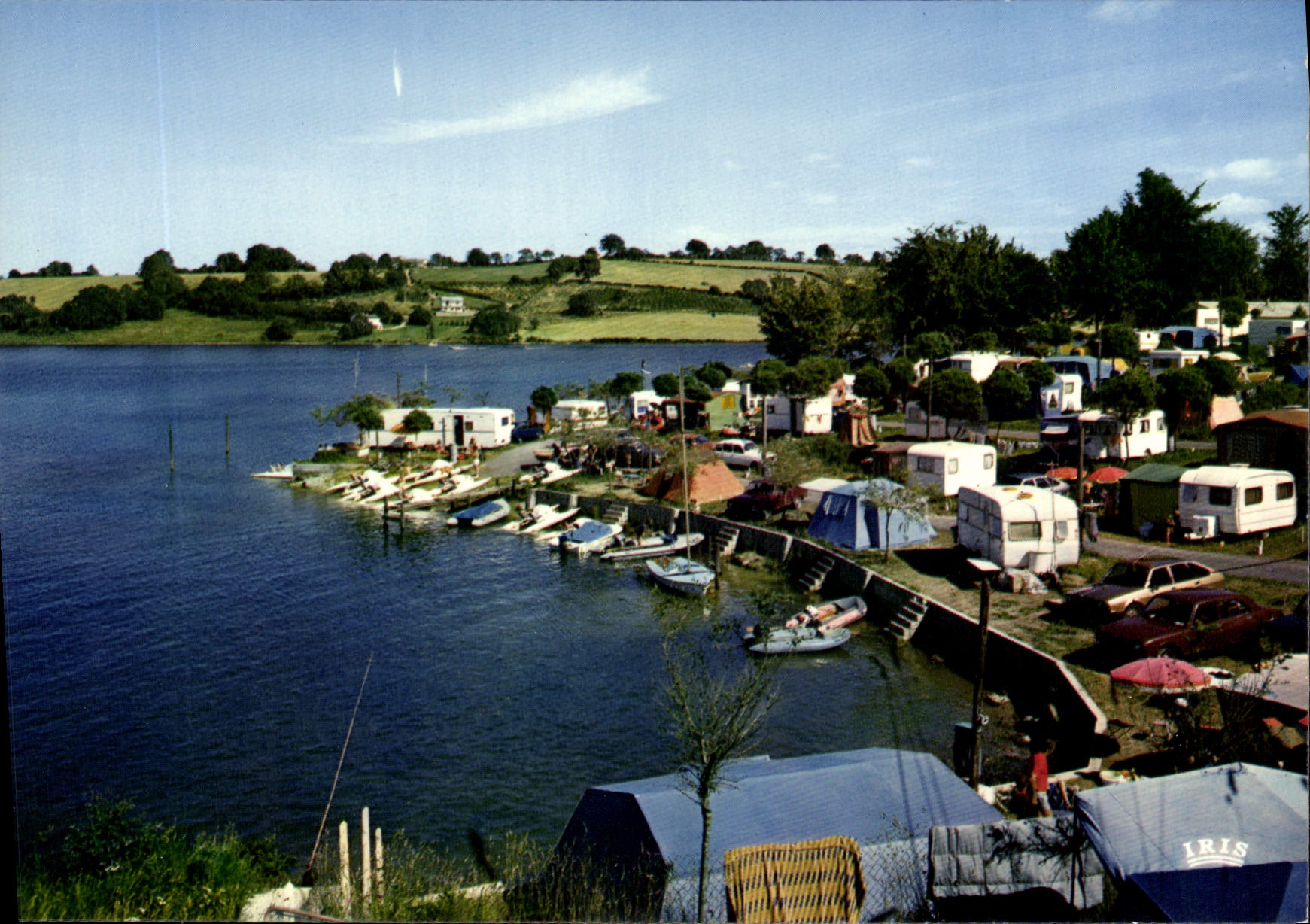 CPA Lac de Pareloup Aveyron Camping Le Reve du Pecheur Un des Debarcaderes 