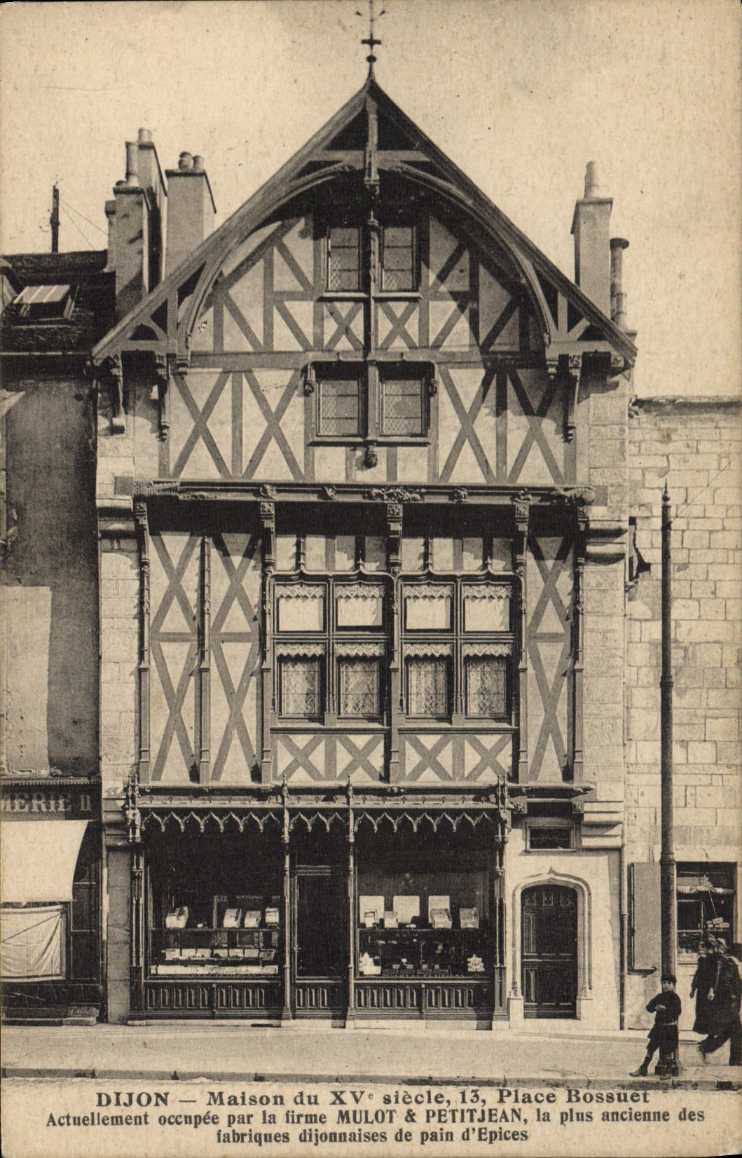 CPA DIJON place Bossuet MULOT PETITJEAN pain d'épices