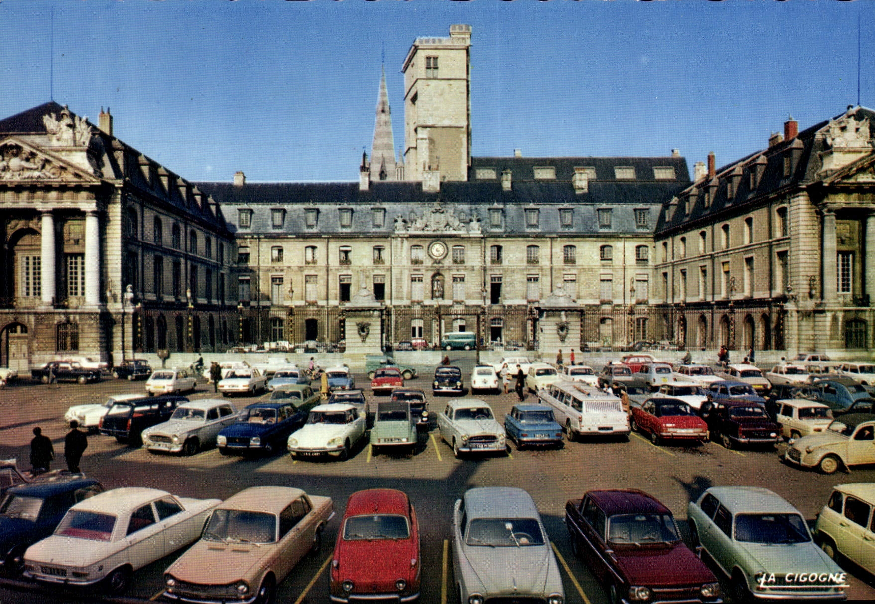CPSM DIJON palais voitures