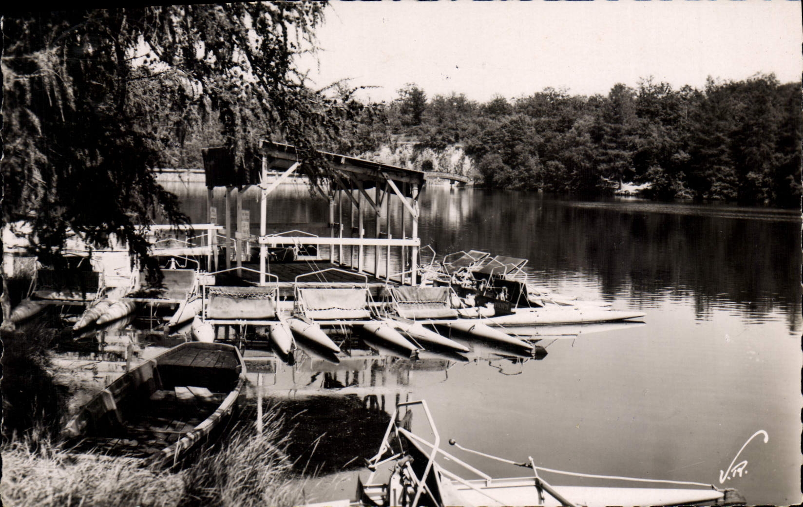 CPA LAC DE PONT barques pédalos