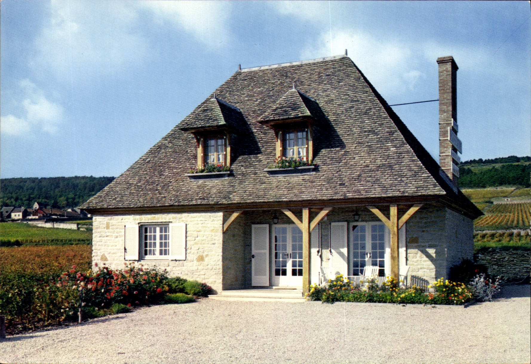 CPSM VOLNAY