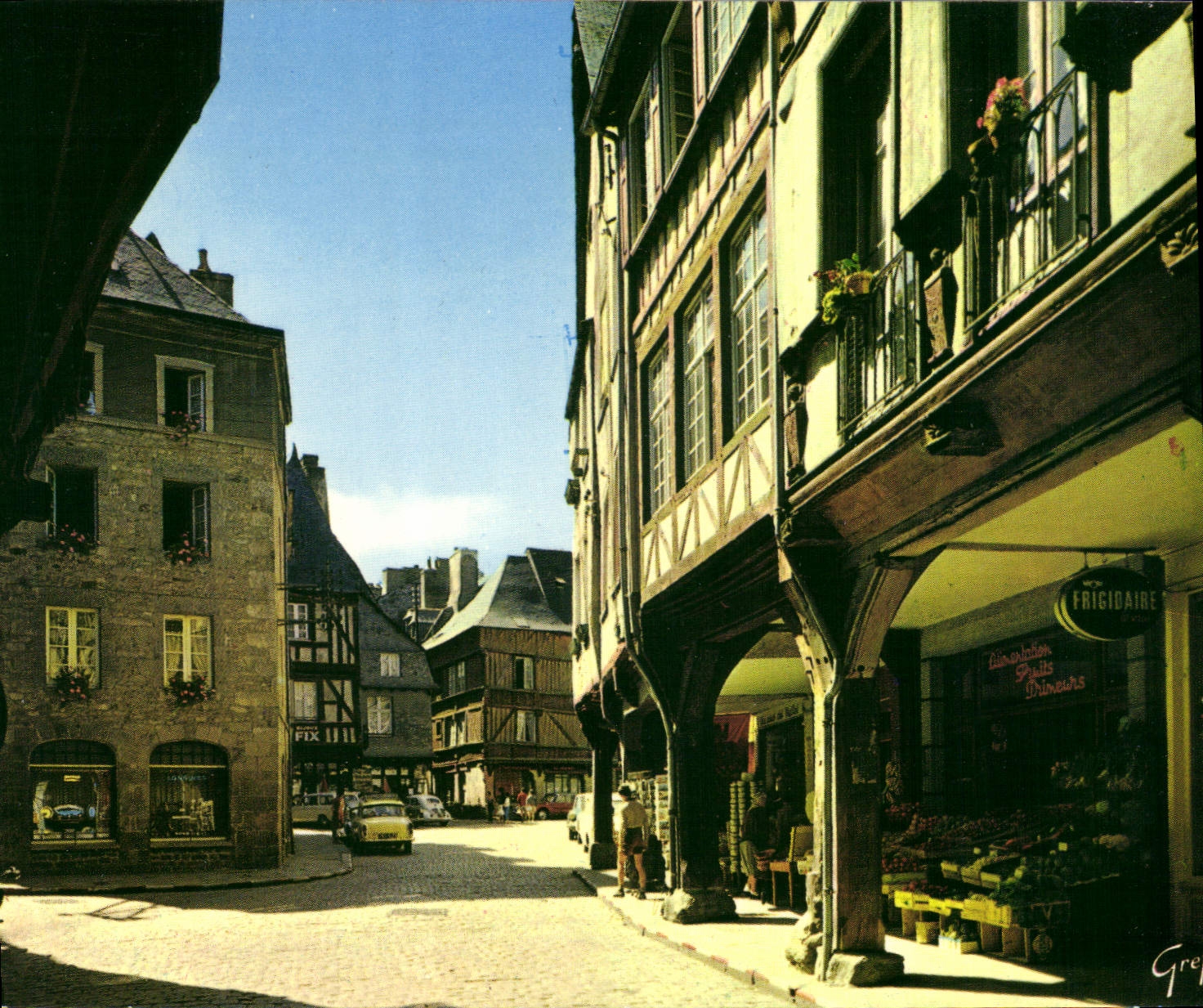 CPSM DINAN place de l'Apport