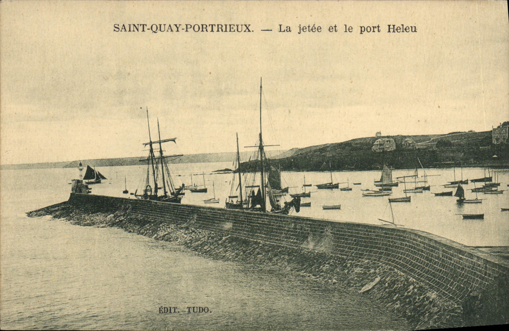 CPA SAINT-QUAI-PORTRIEUX jetée port Heleu