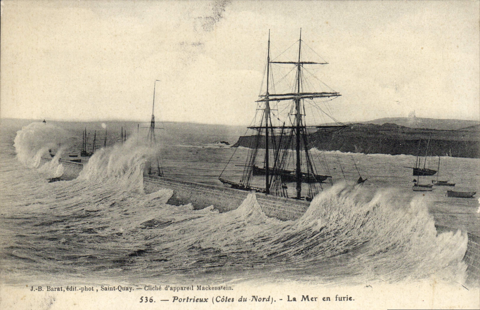 CPA SAINT-QUAI-PORTRIEUX Port mer en furie