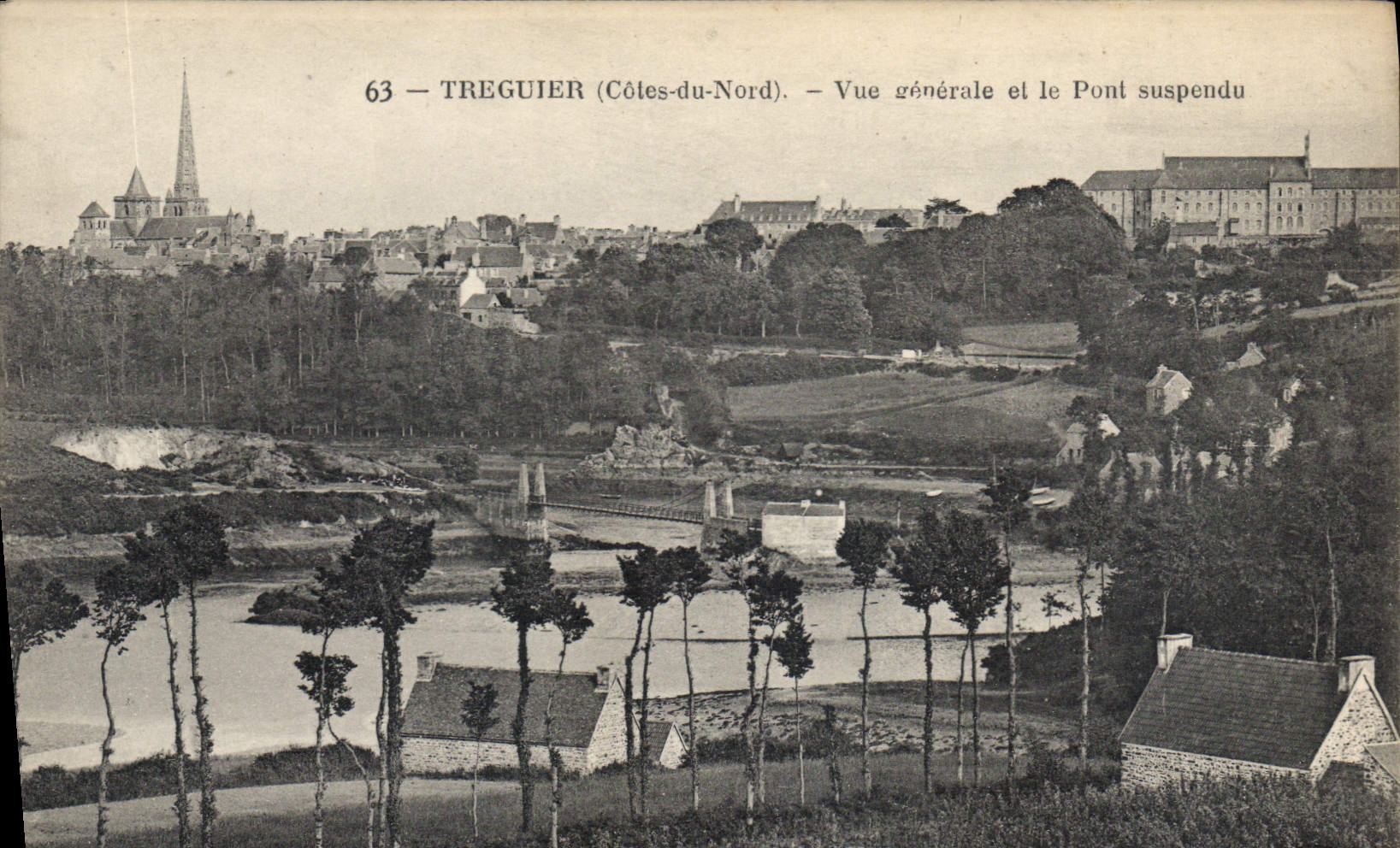 CPA TREGUIER vue générale Pont suspendu