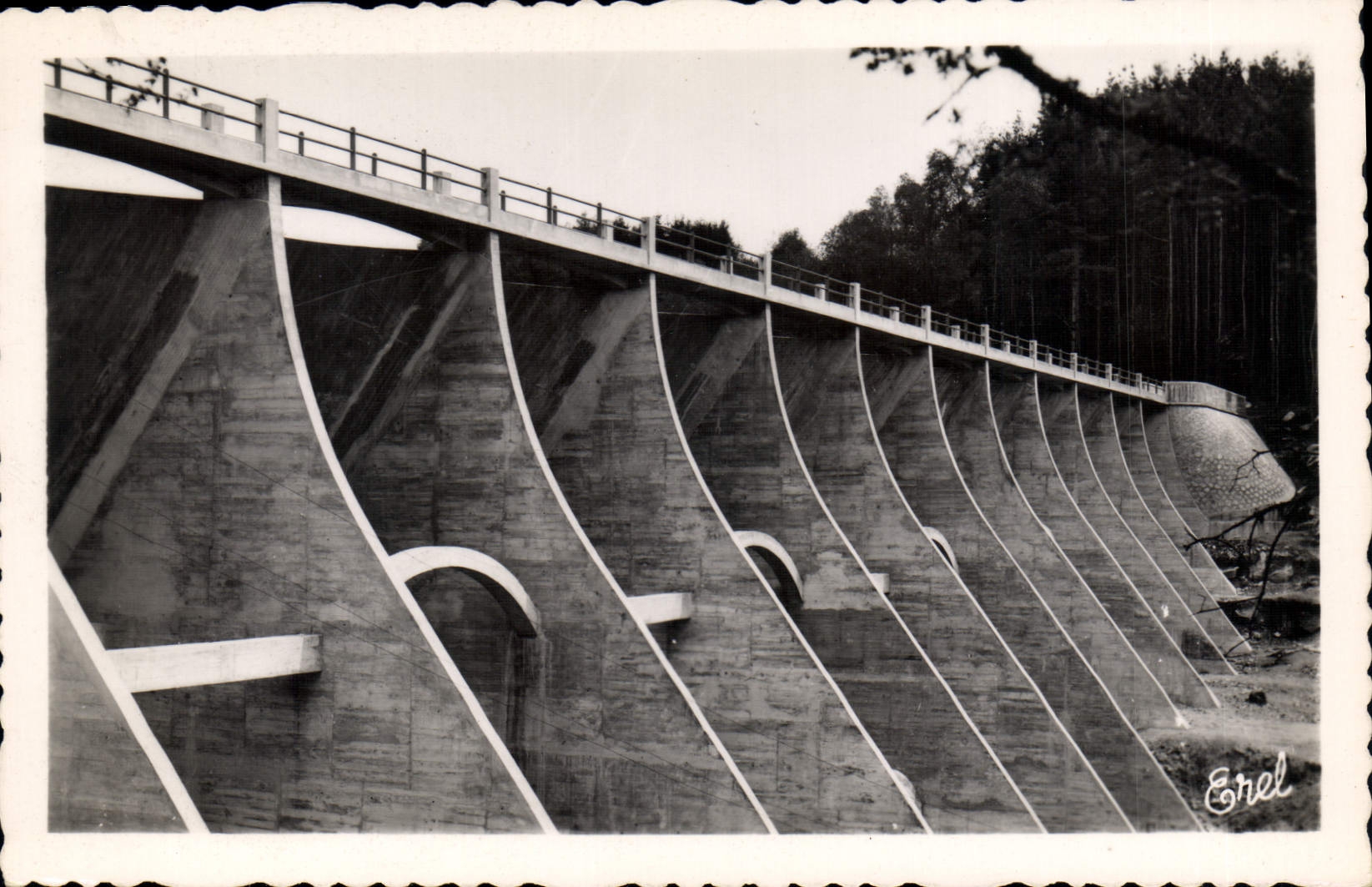 CPA FAUX-la-MONTAGNE barrage du Dorat