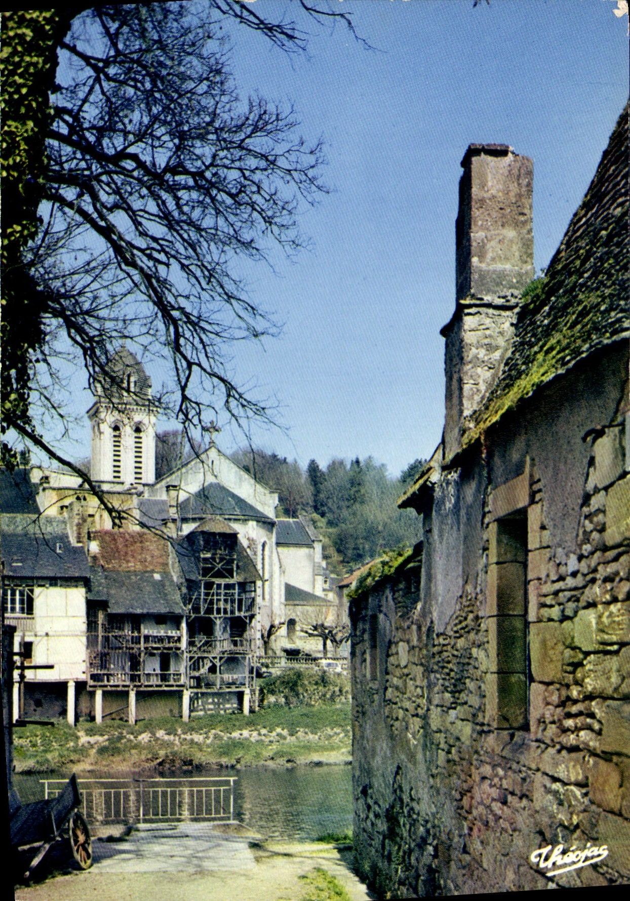 CPSM MONTIGNAC-sur-VEZERE vieilles maisons