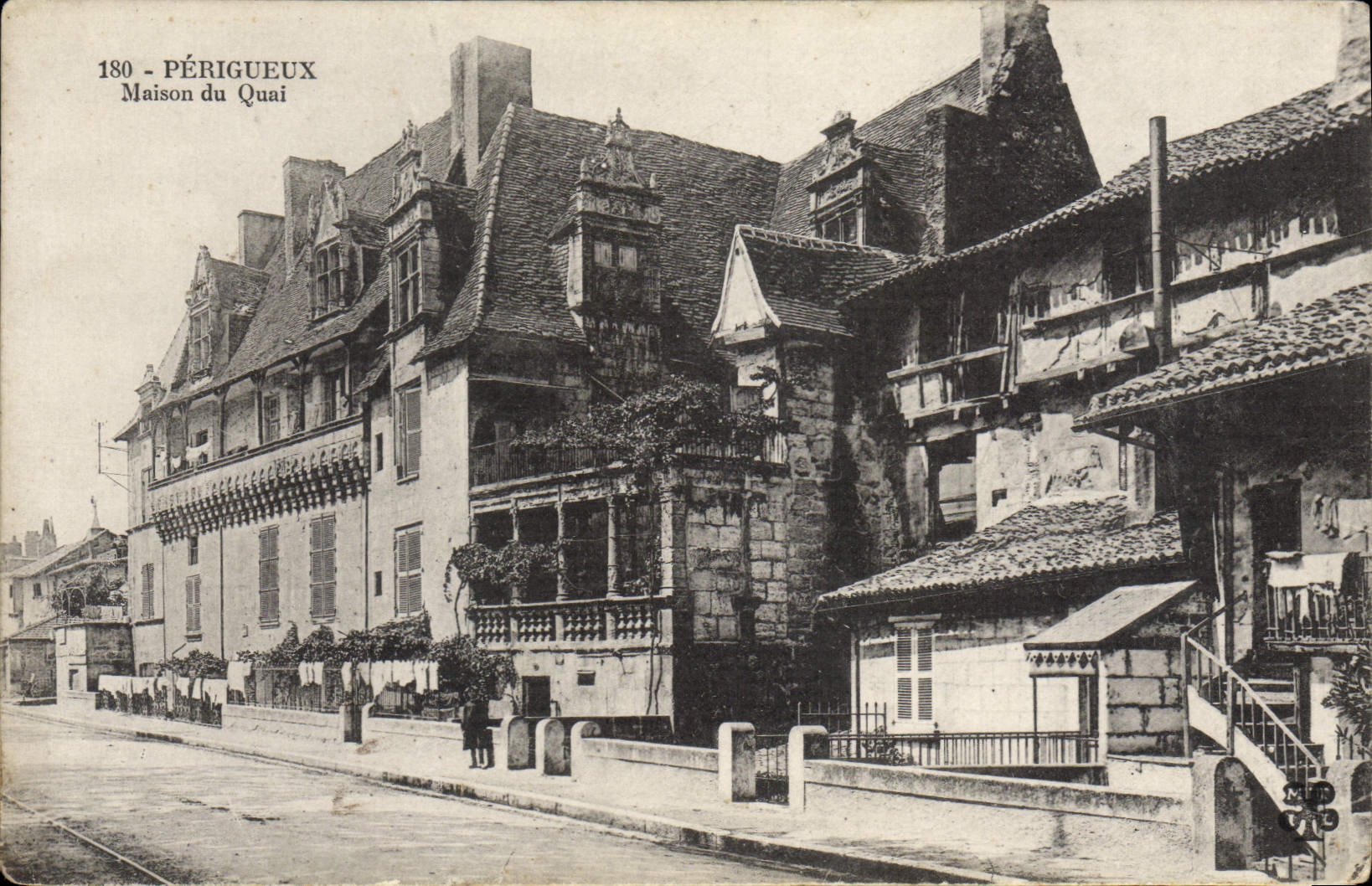 CPA PERIGUEUX maison du Quai