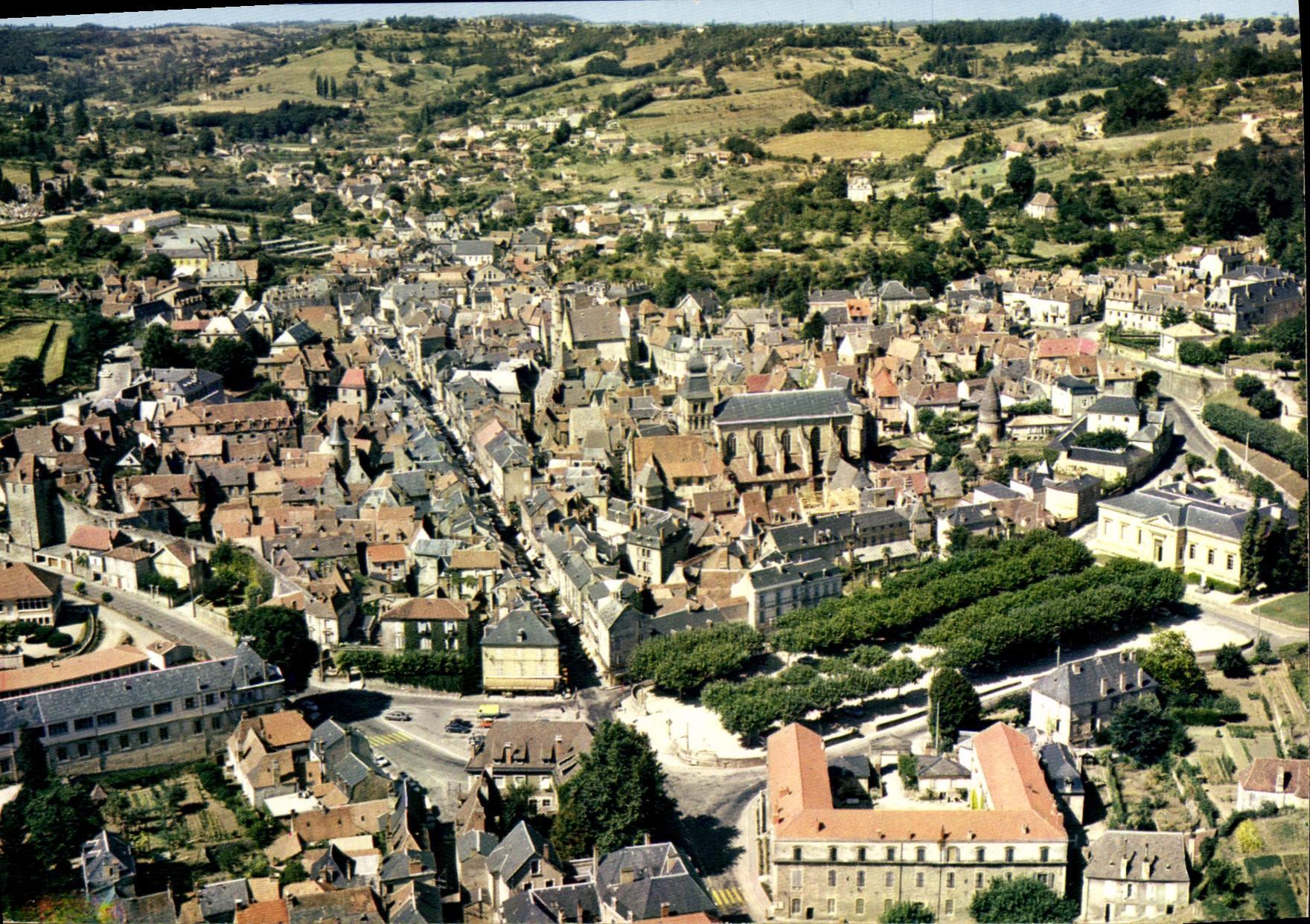 CPSM SARLAT vue générale aérienne