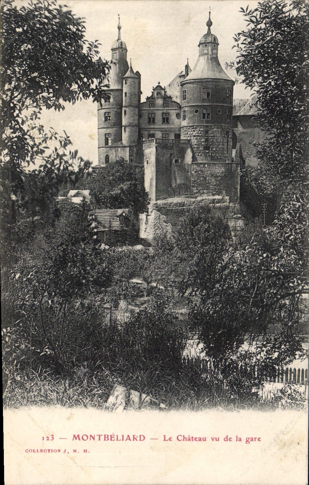 CPA Montbeliard Le Chateau Vu De La Gare