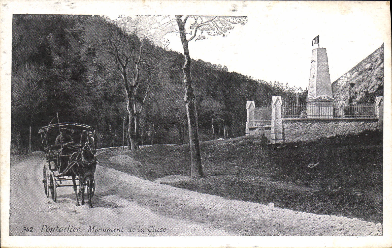 CPA Pontarlier Monument De La Cluse
