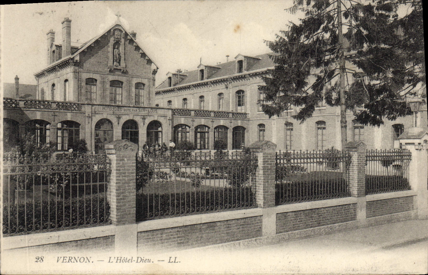 CPA Vernon L'Hotel Dieu