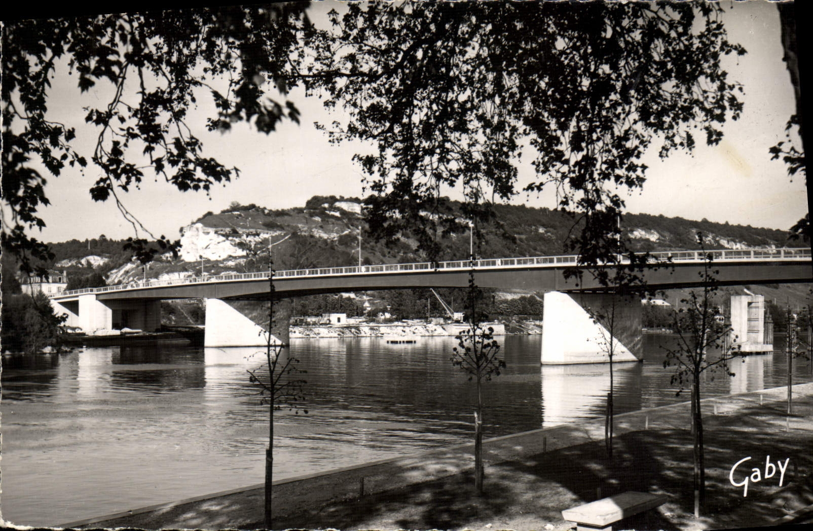 CPA Vernon Le Pont Sur La Seine