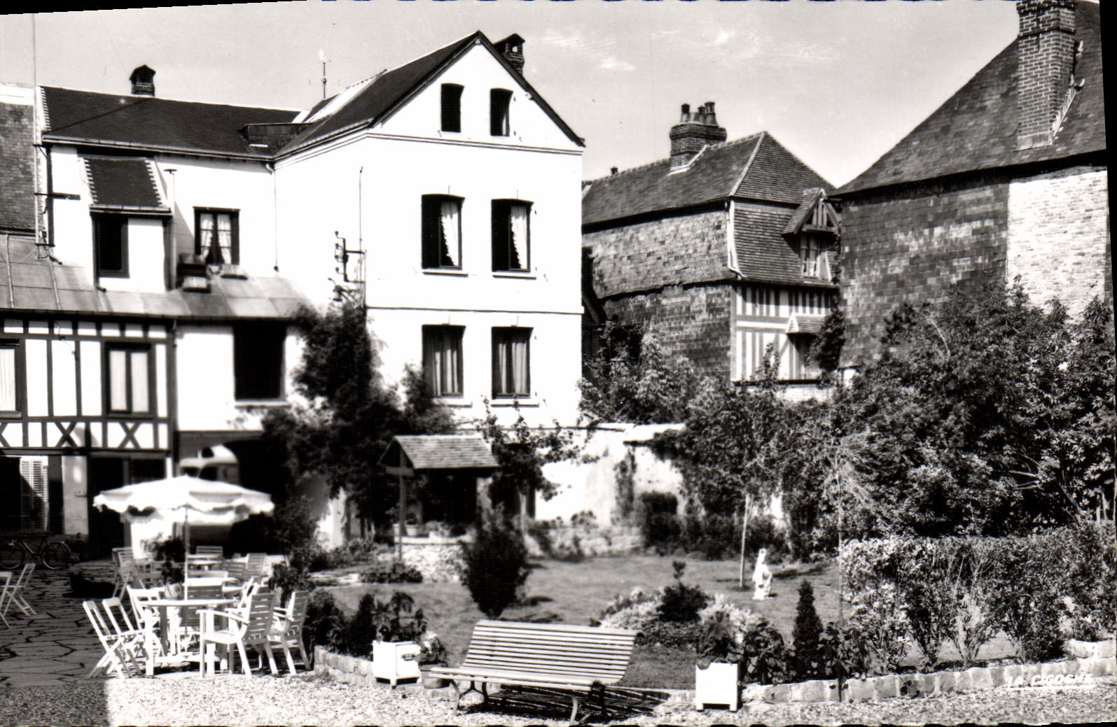 CPA Lyons La Foret Les Jardins De La Licorne