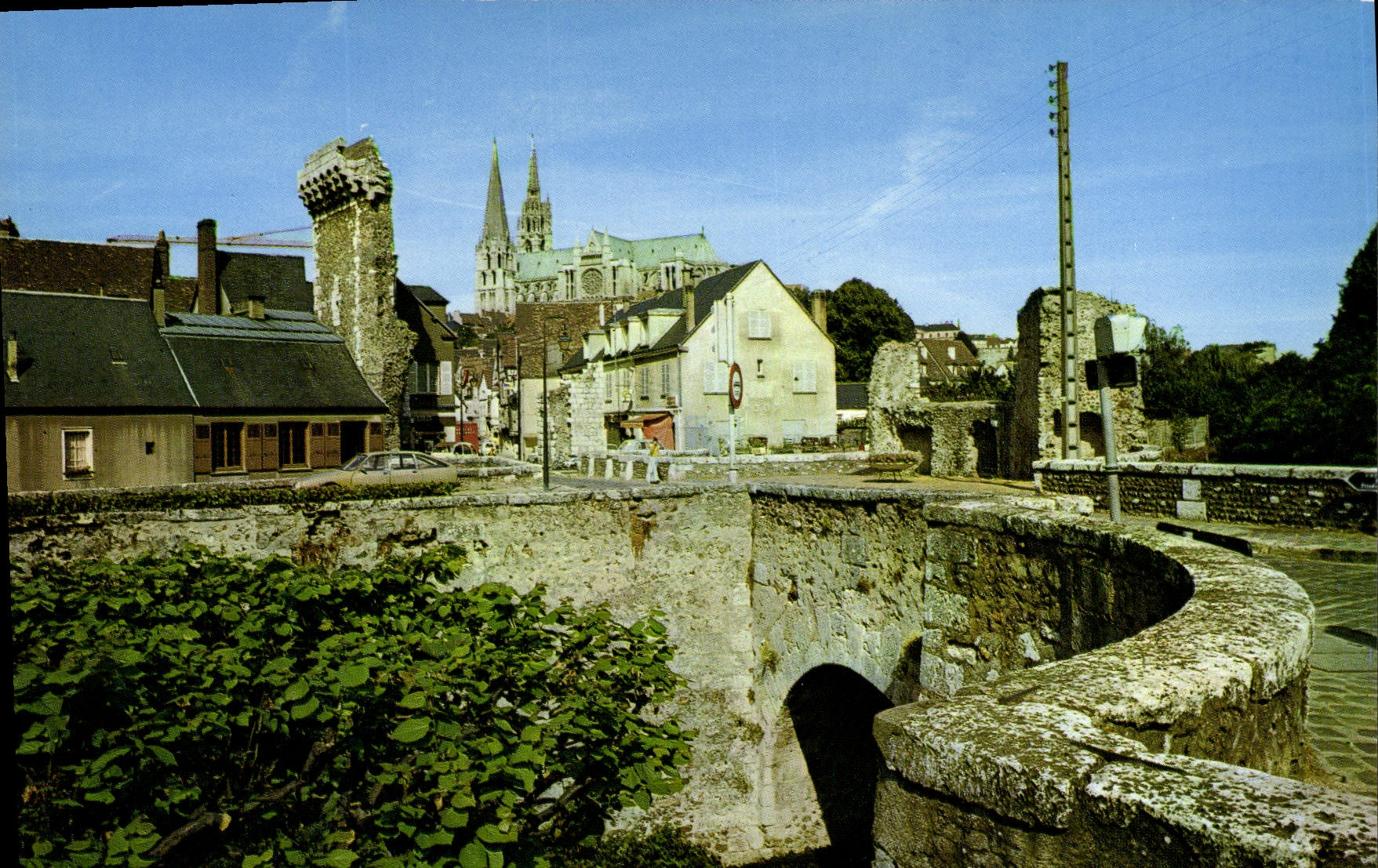 CPSM Chartres Les Ruines De la Porte Guillaume