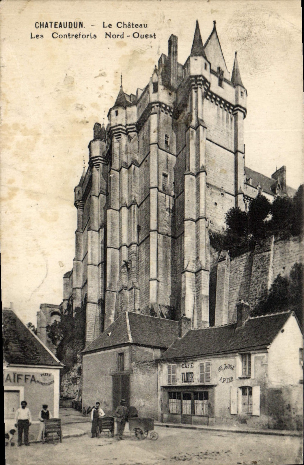 CPA Chateaudun Le Chateau Les Contreforts Nord Ouest