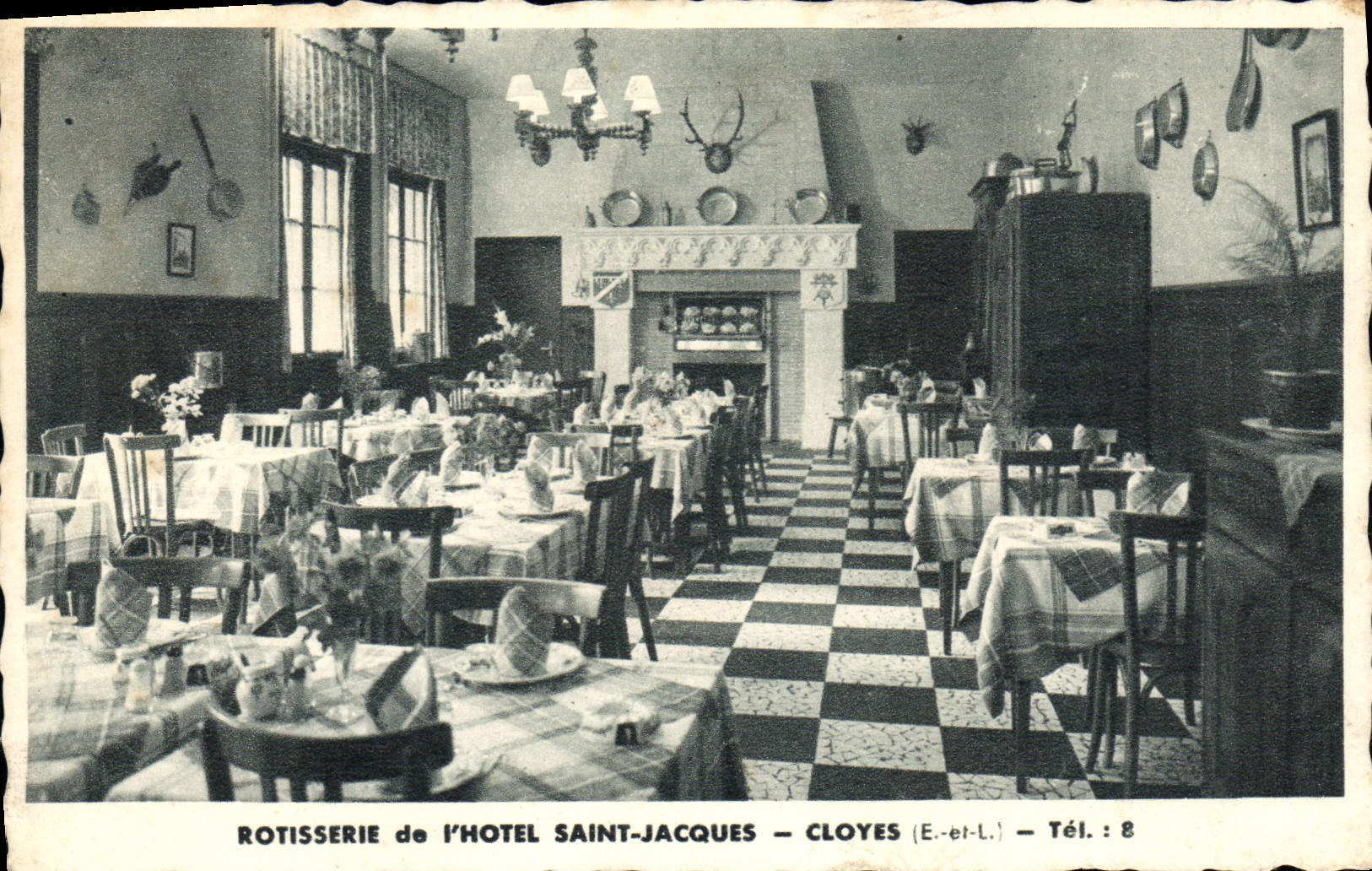 CPA Cloyes Rotisserie De I'Hotel Saint Jacques