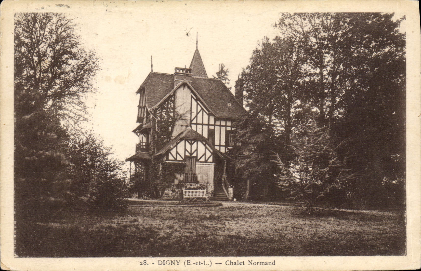 CPA Digny Chalet Normand