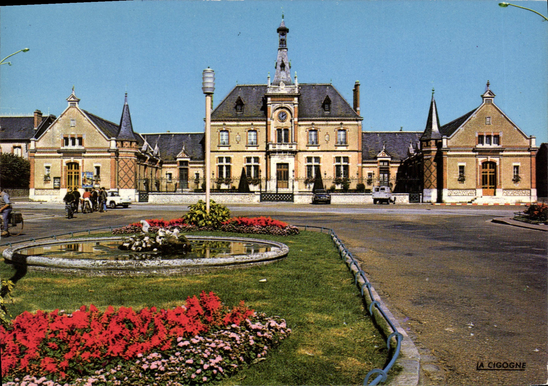 CPSM Brou L'Hotel De Ville