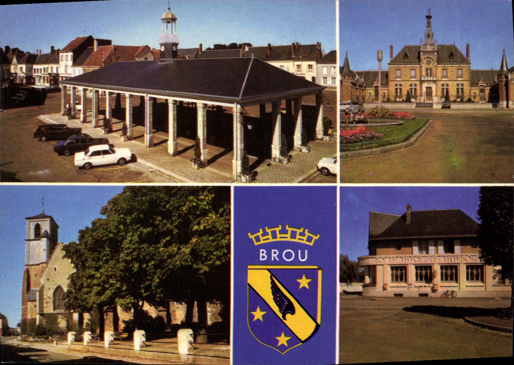 CPSM Brou La Halle L'Hotel De Ville poste