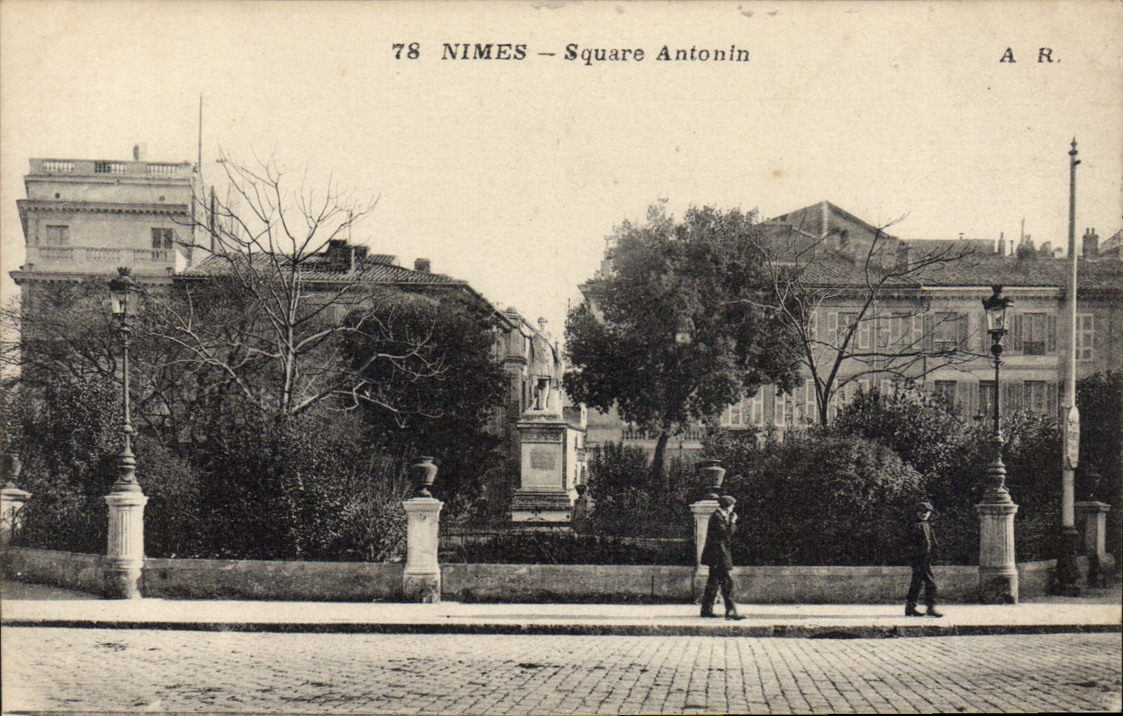 CPA Nimes Square Antonin