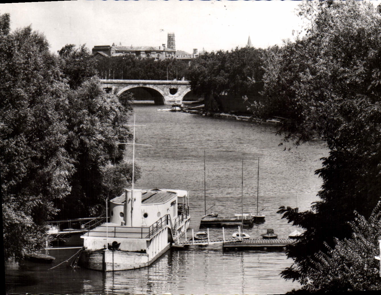 CPA Toulouse La Garonne